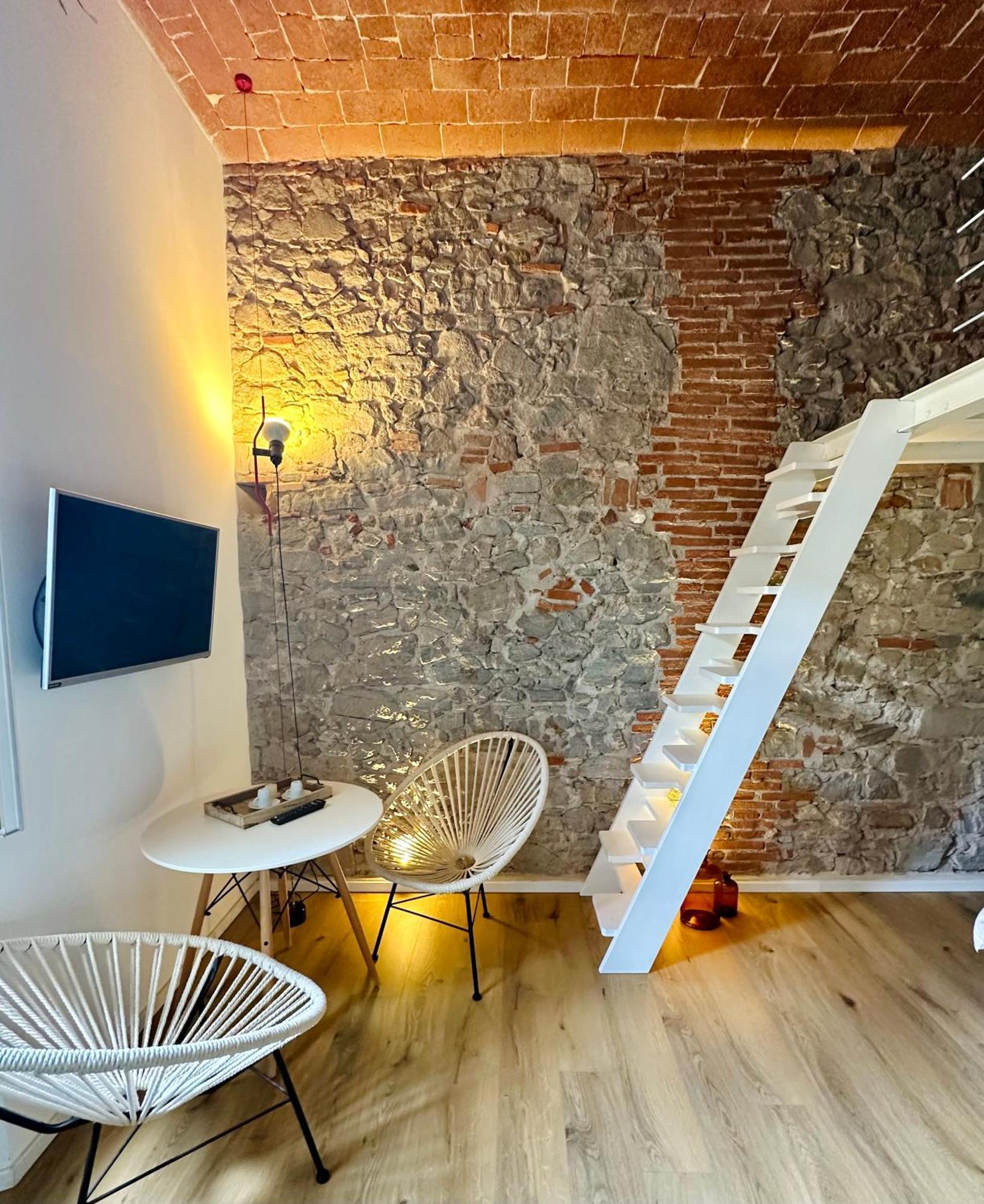 Civiconovantatre - New B&B Сан-Винченцо Экстерьер фото